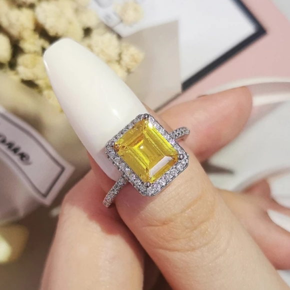 Swarovski Elements 925 Sterling Silver Citrine Yellow Solitaire Ring NEW - Picture 14 of 15